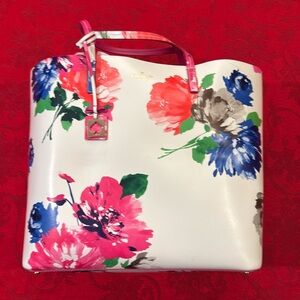 Kate Spade New York  TURN OVER A NEW LEAF LEN TOTE brand New